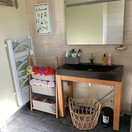 Maison Propre Et Calme A 5 Min Du Futuroscope Holiday home Chasseneuil-du-Poitou