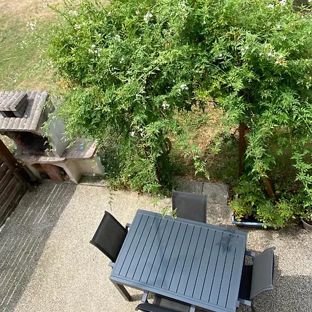 Maison Propre Et Calme A 5 Min Du Futuroscope Holiday home